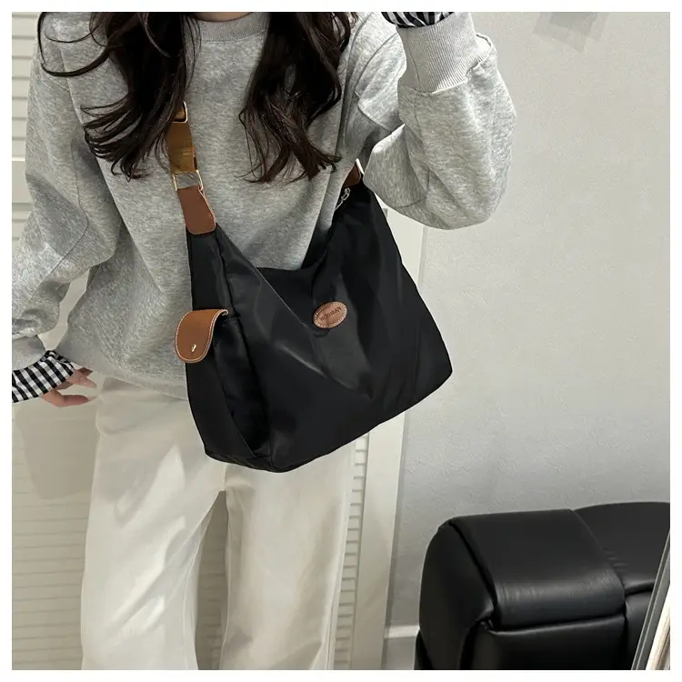 Women's Cream Oxford Tote Bag Single Shoulder Commuter Bag — feature 28