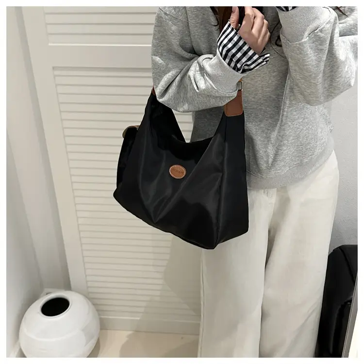 Women's Cream Oxford Tote Bag Single Shoulder Commuter Bag — feature 30