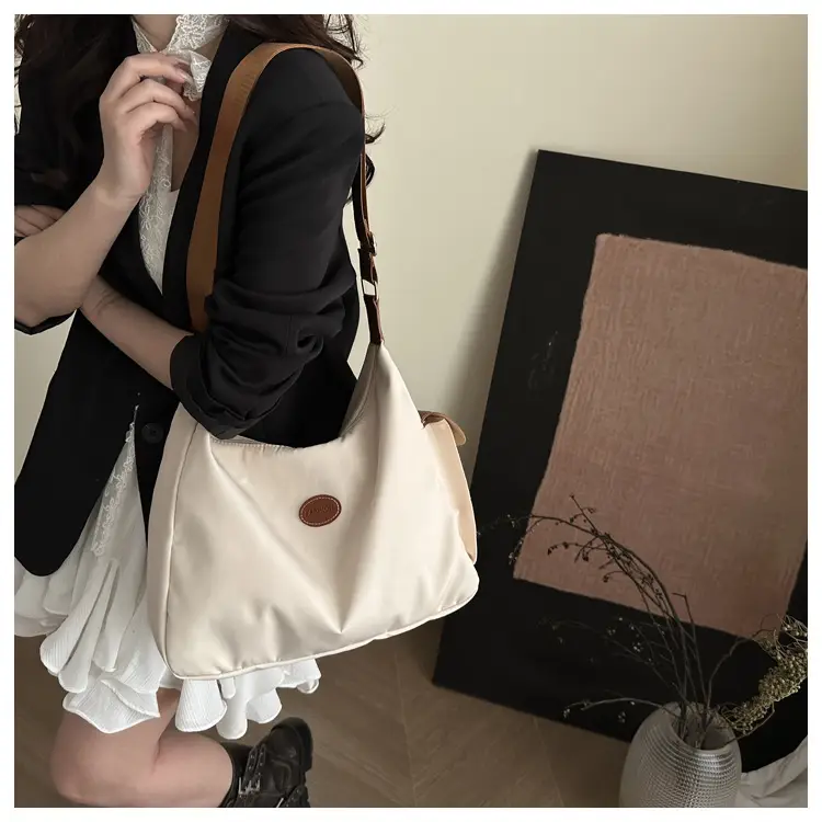 Women's Cream Oxford Tote Bag Single Shoulder Commuter Bag — feature 34