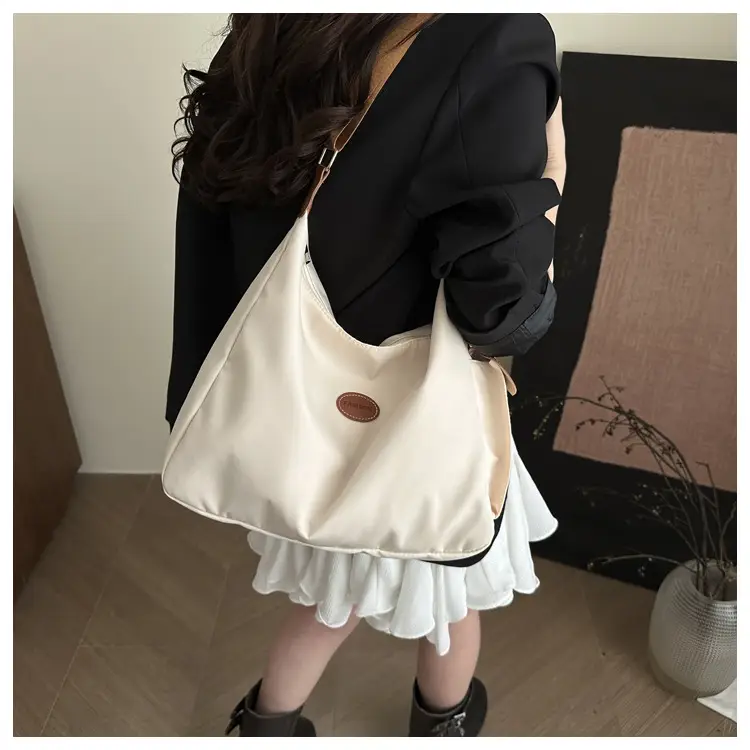 Women's Cream Oxford Tote Bag Single Shoulder Commuter Bag — feature 35
