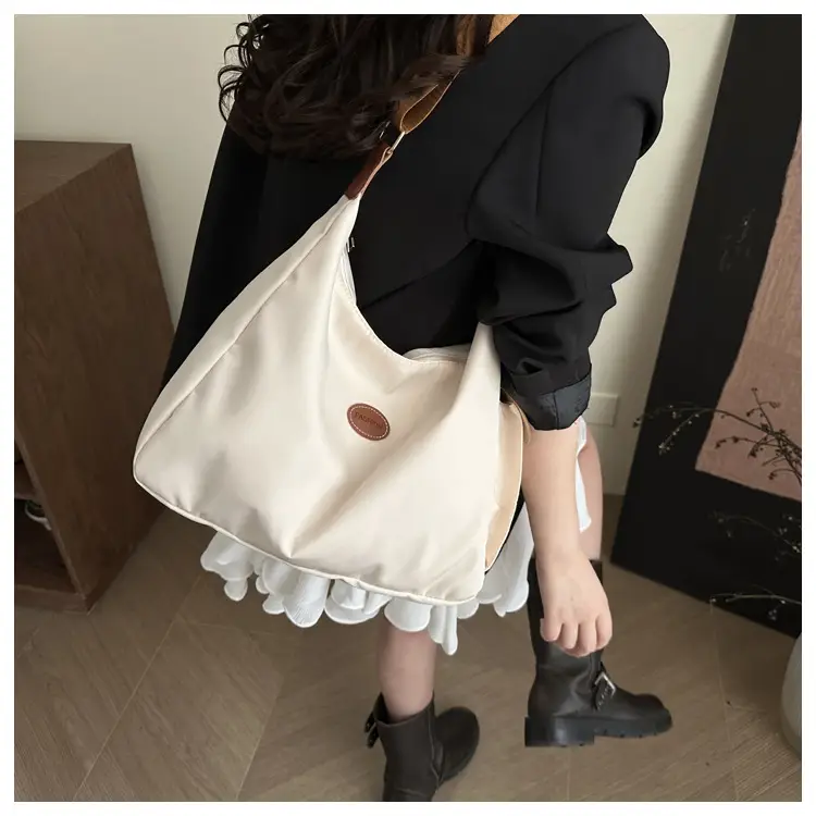 Women's Cream Oxford Tote Bag Single Shoulder Commuter Bag — feature 36