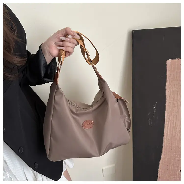 Women's Cream Oxford Tote Bag Single Shoulder Commuter Bag — feature 44