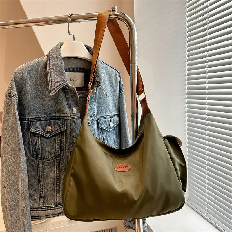 Women's Cream Oxford Tote Bag Single Shoulder Commuter Bag - Image 2