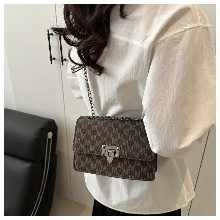 Retro Textured Square Bag for Women 2025 Spring — feature 13