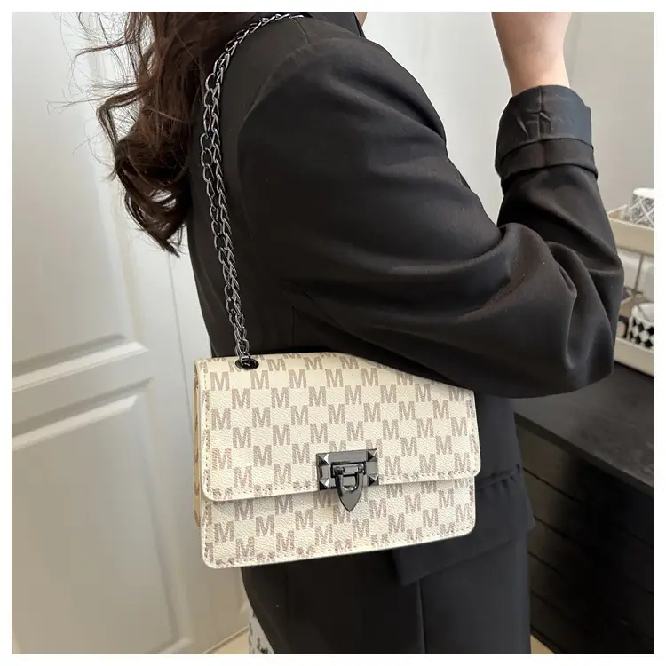 Retro Textured Square Bag for Women 2025 Spring — feature 8
