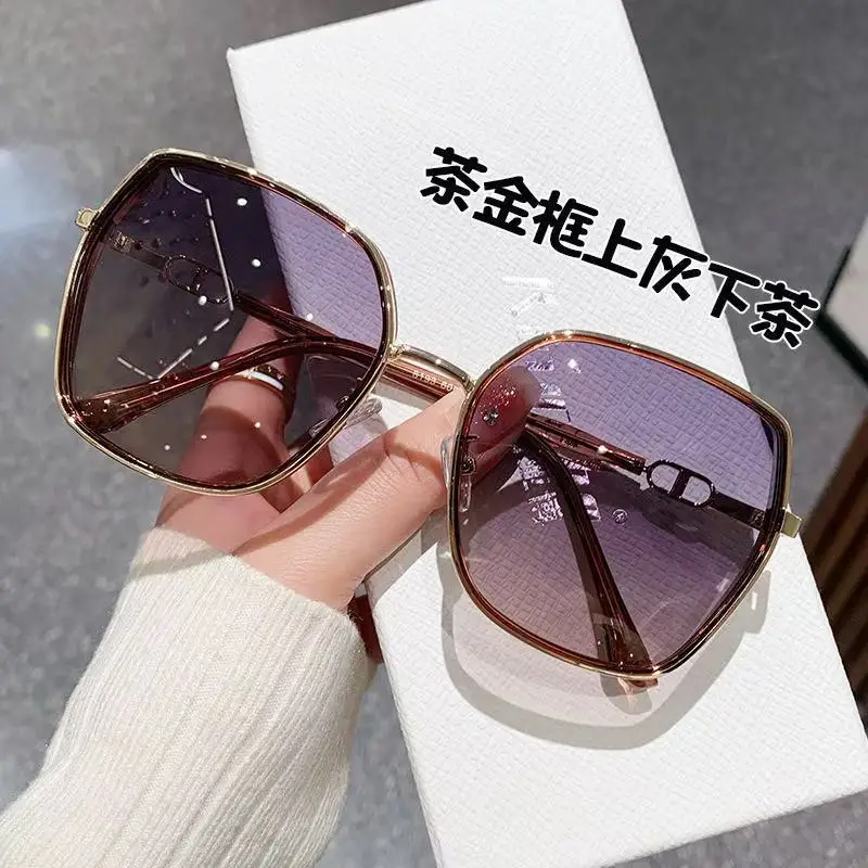 Women's Side Glitter Sunglasses Anti-UV Light Luxury Fashion - Image 2