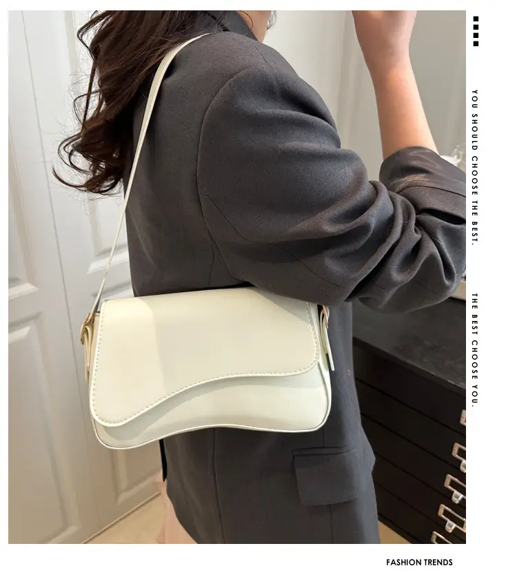 Women's Beige Crossbody Bag with Chain Strap — feature 1