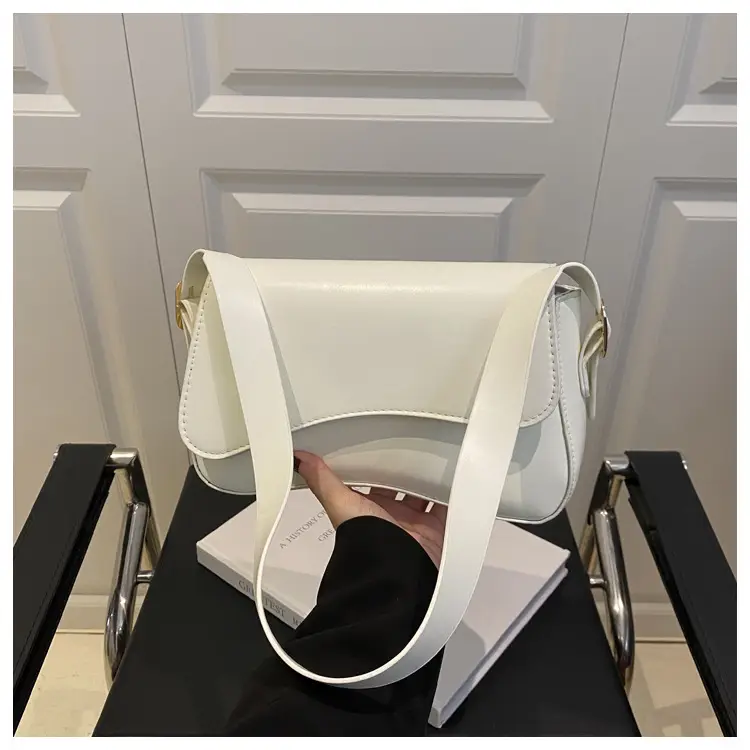 Women's Beige Crossbody Bag with Chain Strap - Image 2