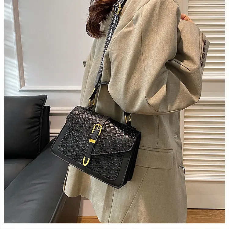 Black Embossed Woven Shoulder Bag for Women 2025 — feature 16