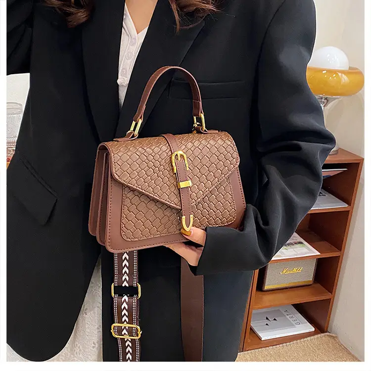 Black Embossed Woven Shoulder Bag for Women 2025 — feature 25