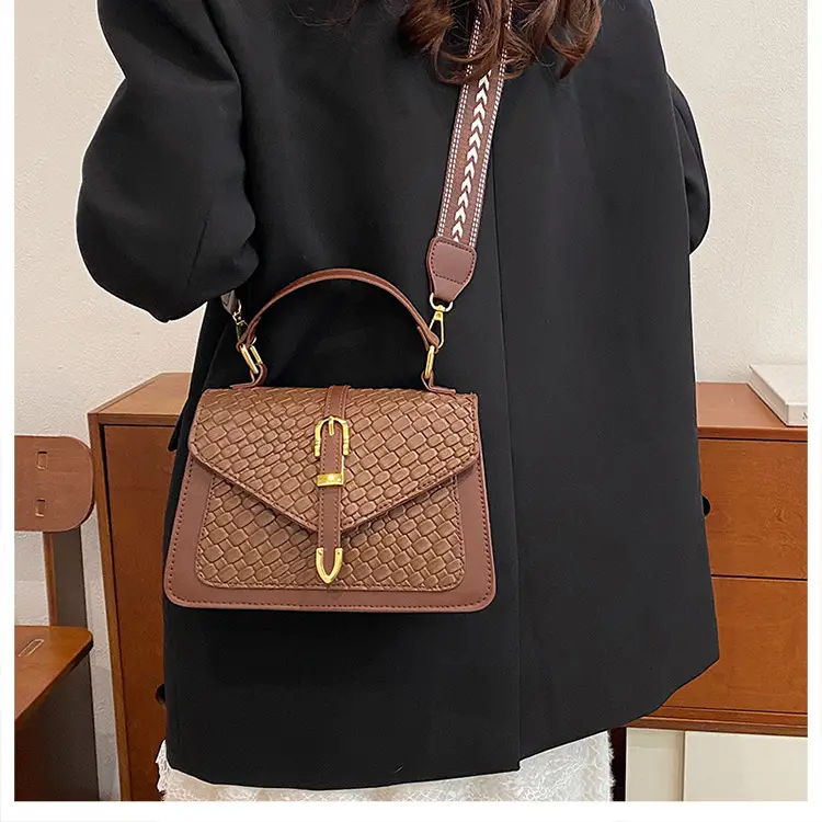 Black Embossed Woven Shoulder Bag for Women 2025 — feature 26
