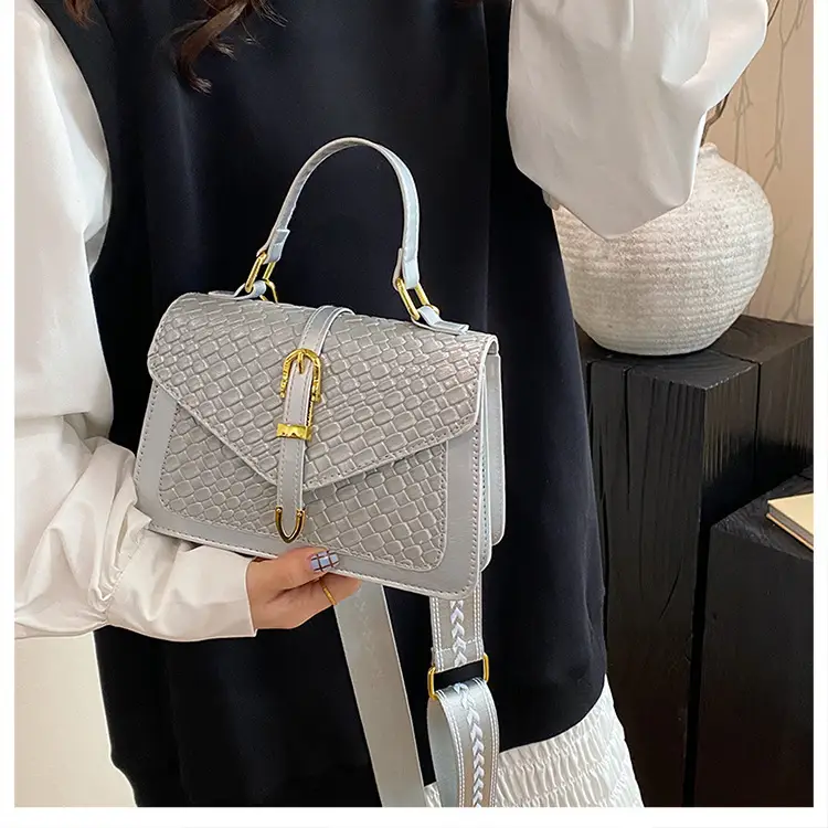 Black Embossed Woven Shoulder Bag for Women 2025 — feature 32