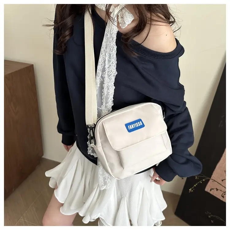 Minimalist Crossbody Bag for Students & Casual Use — feature 14
