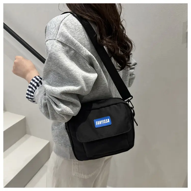 Minimalist Crossbody Bag for Students & Casual Use — feature 30