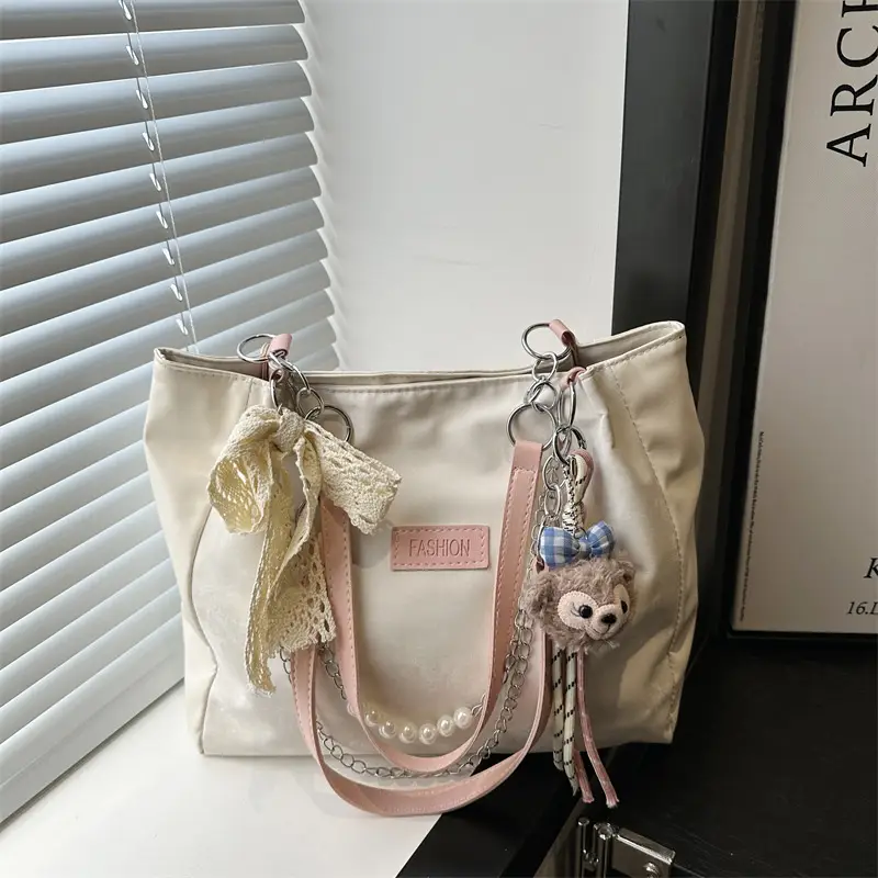 Women's Chain Strap Shoulder Bag with Pearl Lace - Image 3