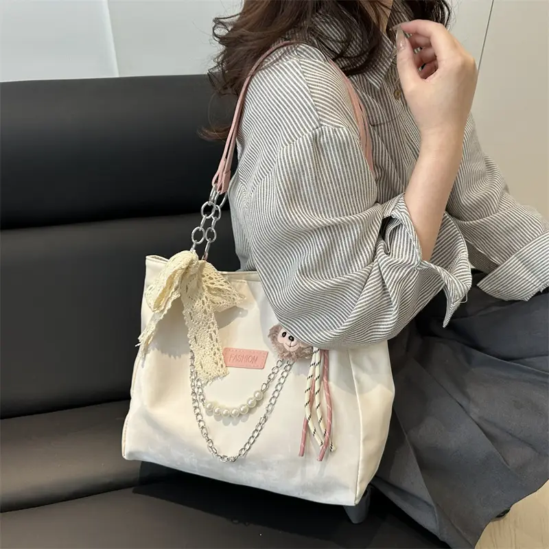 Women's Chain Strap Shoulder Bag with Pearl Lace - Image 4