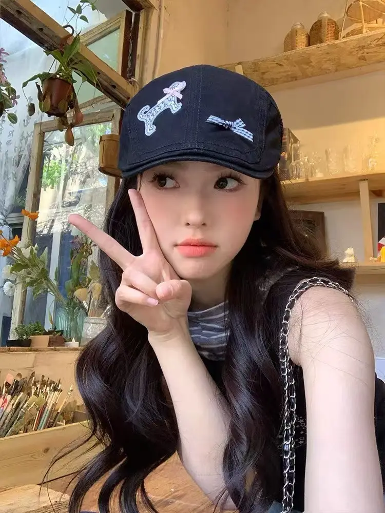 Spring Y2K Black Cartoon Dog Hat with Retro Duckbill Beret — feature 5
