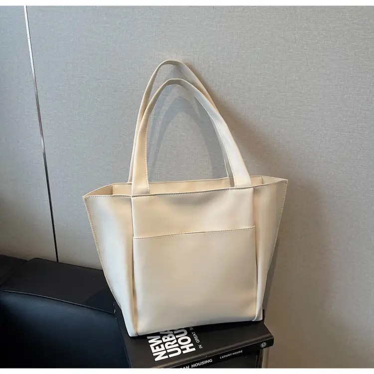 Women Large Capacity Tote Bag Brown Leather 2026 — feature 37