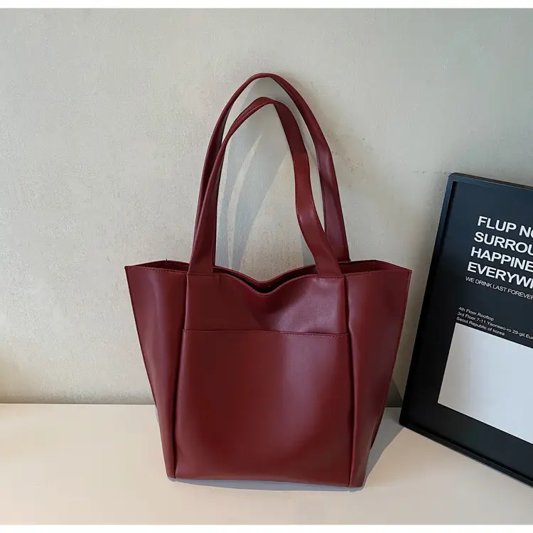 Women Large Capacity Tote Bag Brown Leather 2026 — feature 44