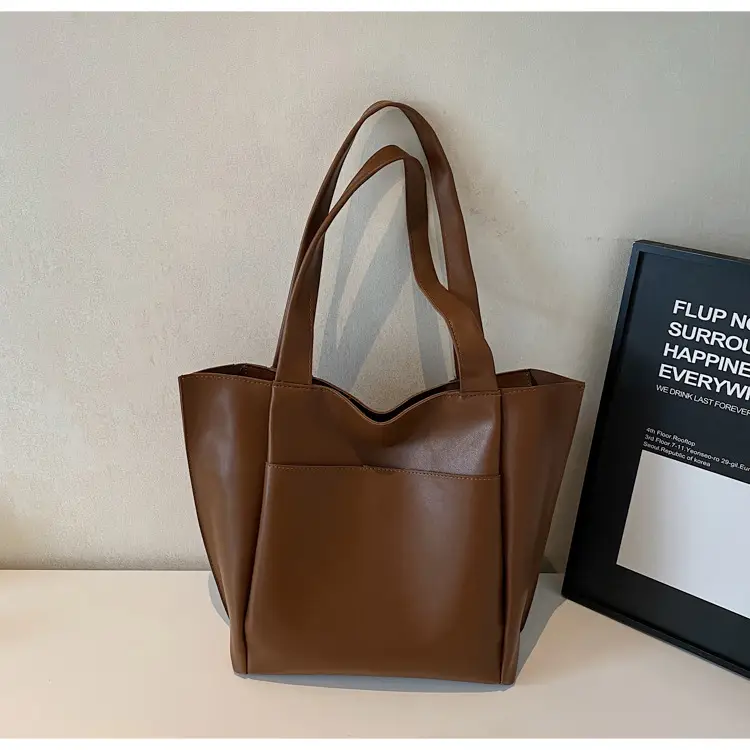 Women Large Capacity Tote Bag Brown Leather 2026 — feature 46