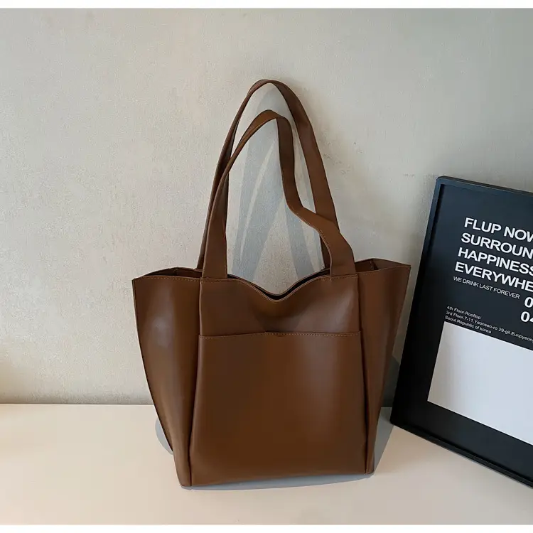 Women Large Capacity Tote Bag Brown Leather 2026 — feature 47