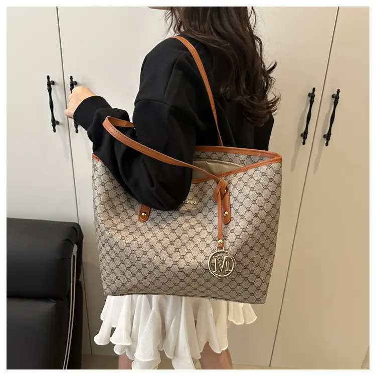 Women's Large Capacity Tote Bag Summer 2025 — feature 22