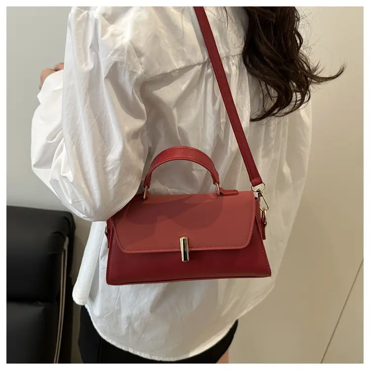 Retro Women's Shoulder Bags 2025 Spring New Fashion — feature 10