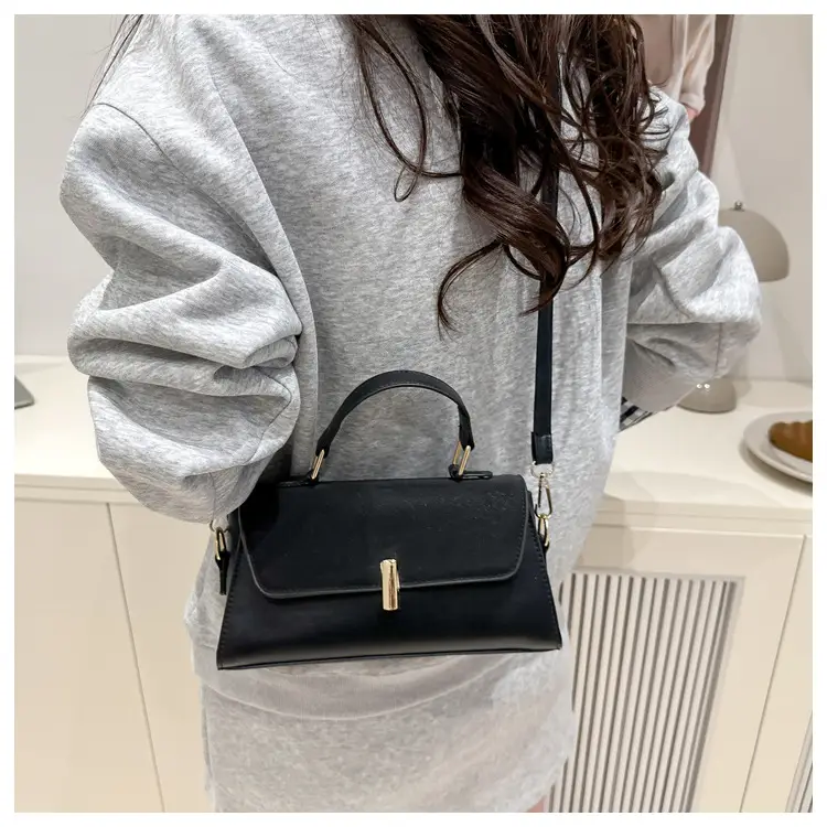 Retro Women's Shoulder Bags 2025 Spring New Fashion — feature 15