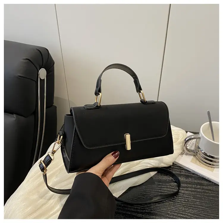 Retro Women's Shoulder Bags 2025 Spring New Fashion — feature 16