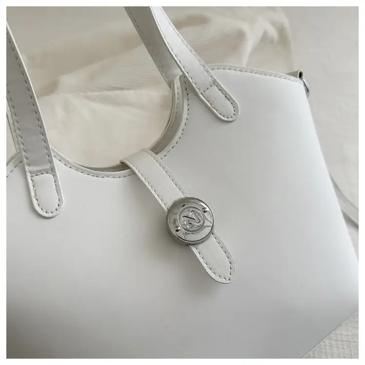Pink Vintage Niche Hand Bag for Women 2025 — feature 10