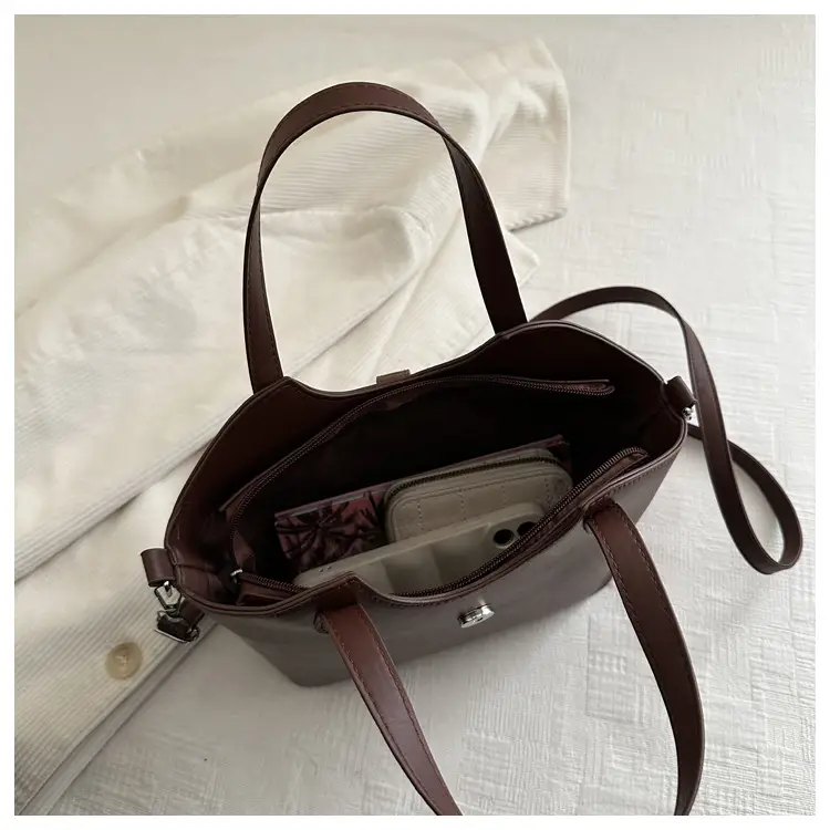 Pink Vintage Niche Hand Bag for Women 2025 — feature 14
