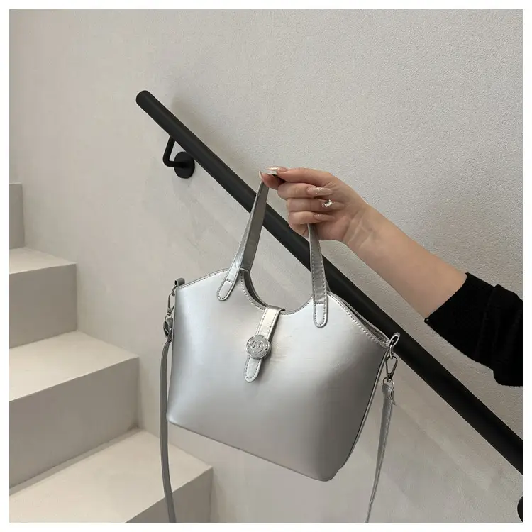 Pink Vintage Niche Hand Bag for Women 2025 — feature 21