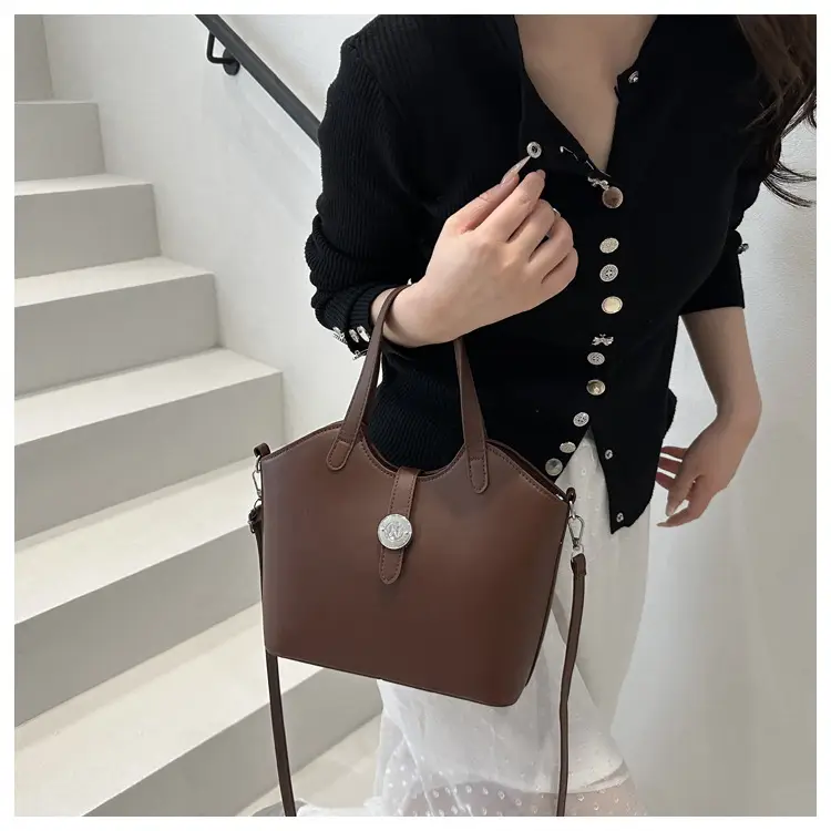 Pink Vintage Niche Hand Bag for Women 2025 — feature 26