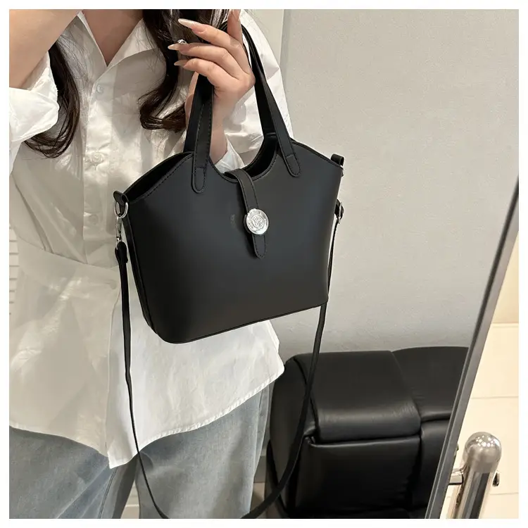 Pink Vintage Niche Hand Bag for Women 2025 — feature 27