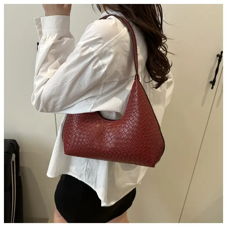 2025 Woven Shoulder Bag Niche Design Large Capacity — feature 27