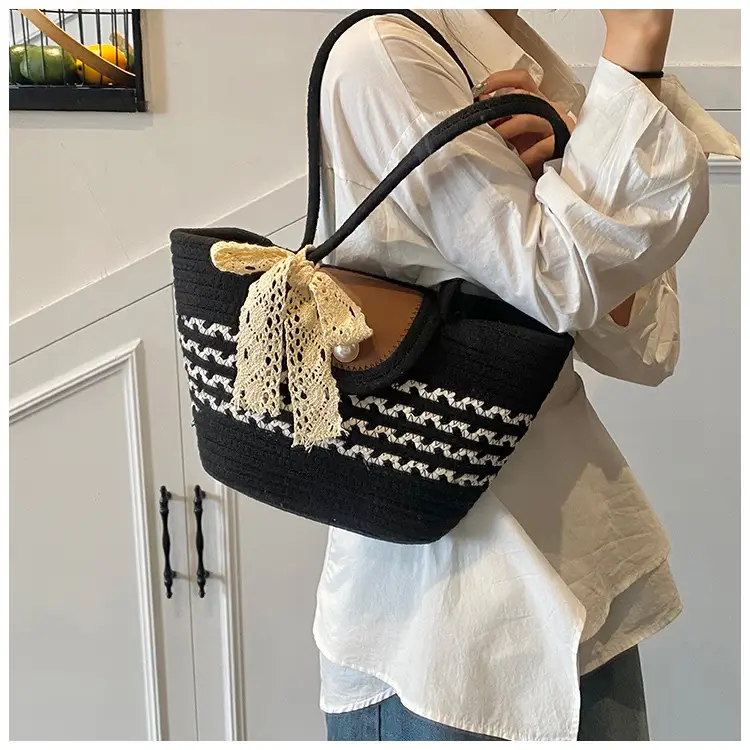 Women's Straw Woven Shoulder Bag with Tassel & Pearl — feature 7