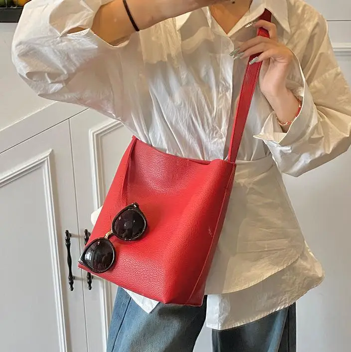 Women's Large Capacity Beige Shoulder Bag 2025