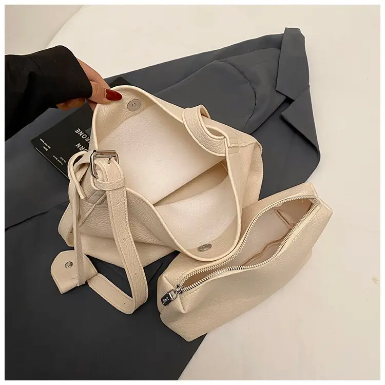 Women's Large Capacity Beige Shoulder Bag 2025 — feature 5