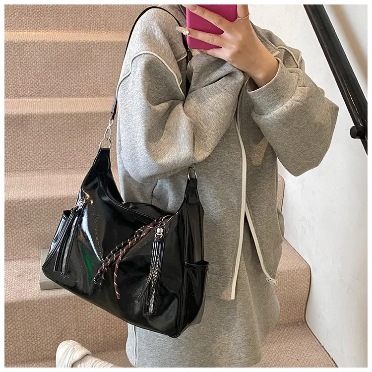 High-end 2025 Women's Large Cap Bag Tan Leather — feature 16