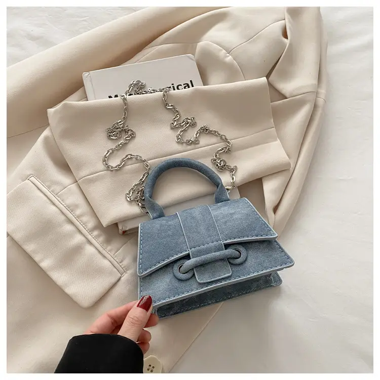 Silver Chain Crossbody Bag for Women 2025 - Image 4
