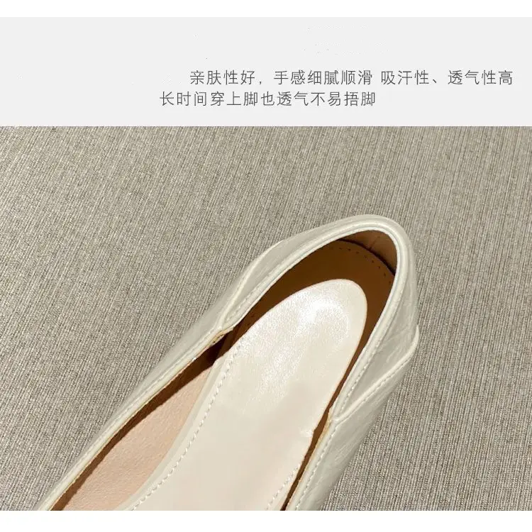2026 French Style Black Square Buckle Heels â feature 7