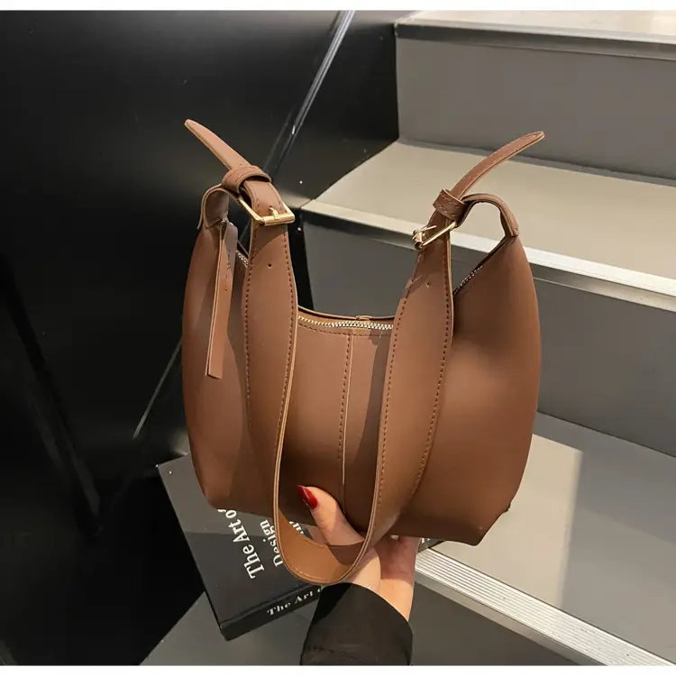 Women's Large-Capacity Crossbody Shoulder Bag Beige Leather — feature 24
