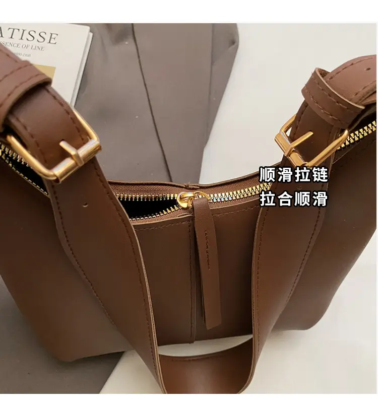 Women's Large-Capacity Crossbody Shoulder Bag Beige Leather — feature 3