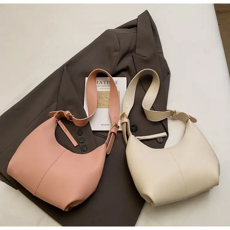 Women's Large-Capacity Crossbody Shoulder Bag Beige Leather — feature 36