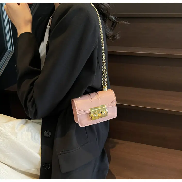 Light Blue Chain Crossbody Bag for Women — feature 11