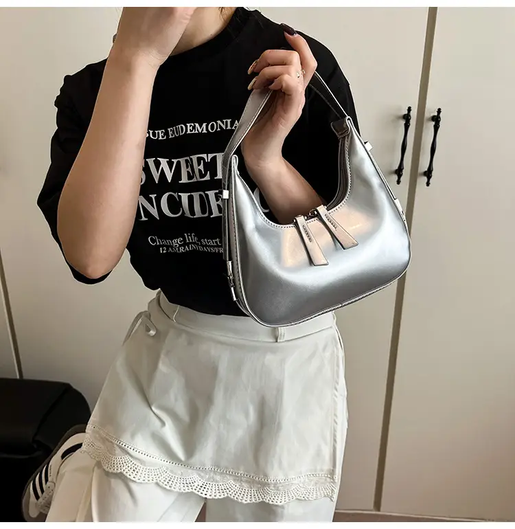 Silver High-End Shoulder Bag for Women 2025 — feature 11