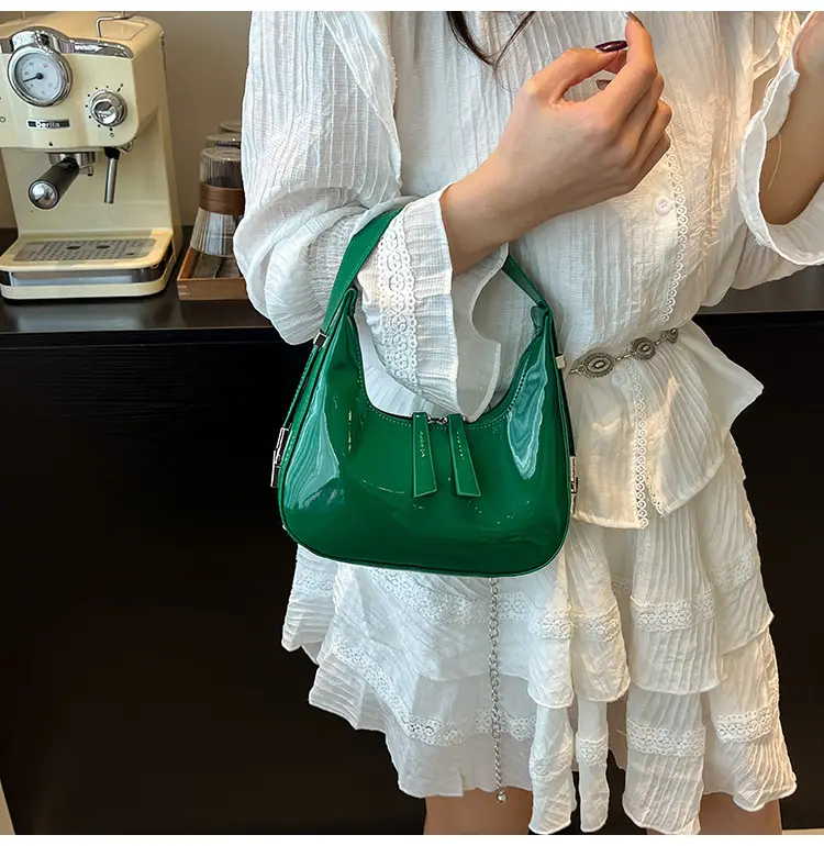 Silver High-End Shoulder Bag for Women 2025 — feature 13