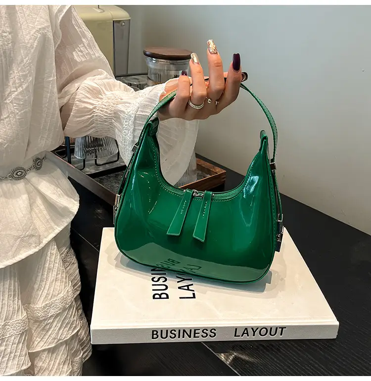 Silver High-End Shoulder Bag for Women 2025 — feature 15