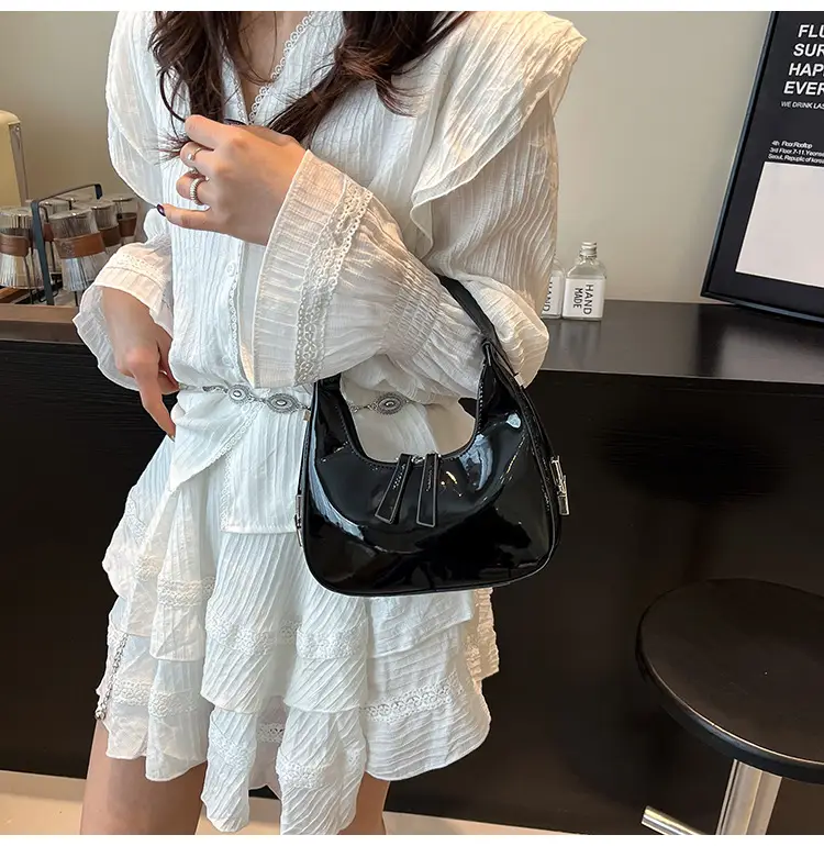 Silver High-End Shoulder Bag for Women 2025 — feature 20