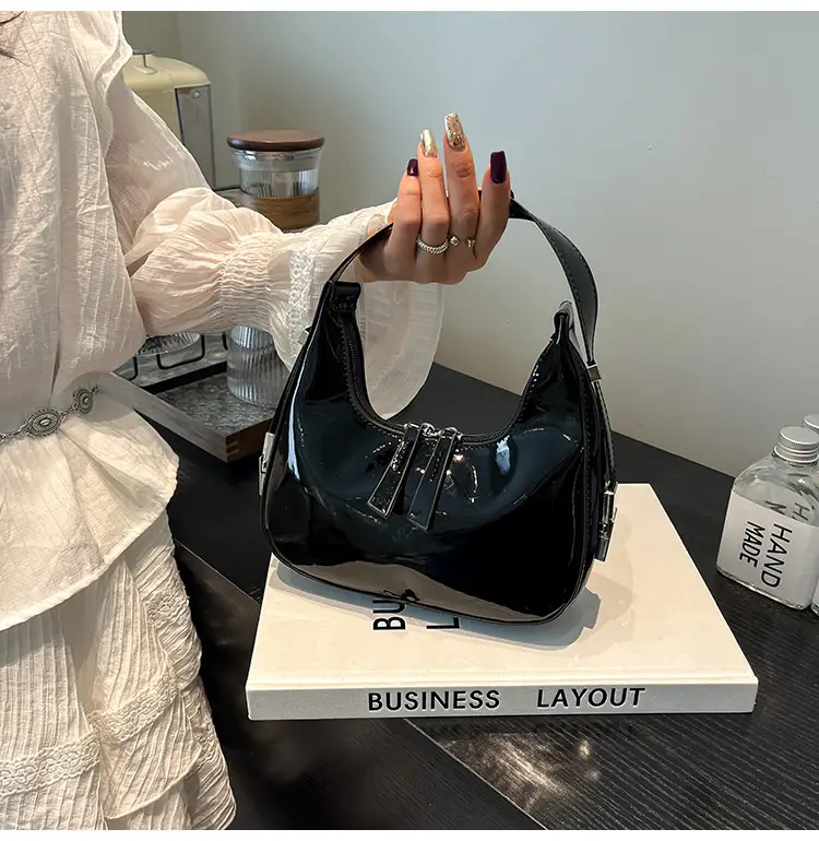 Silver High-End Shoulder Bag for Women 2025 — feature 21